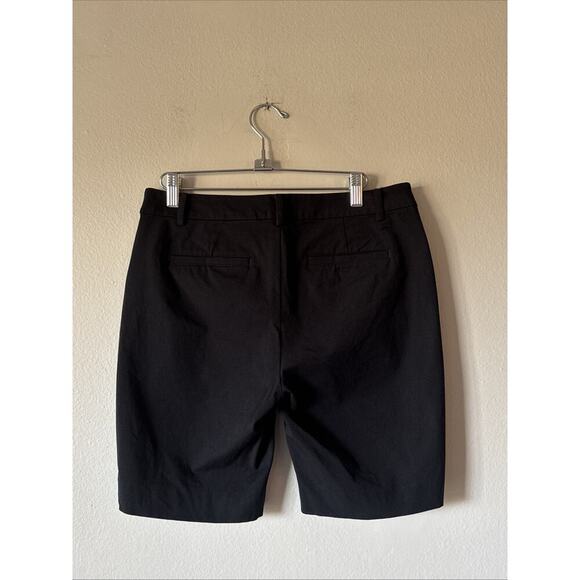 Lauren Ralph Lauren Black Label Petite Size 6P Black Bermuda Bermuda Shorts - Picture 2 of 5